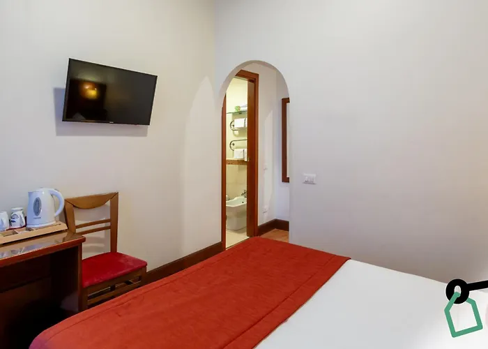 酒店 Hotiday Borghese 4*